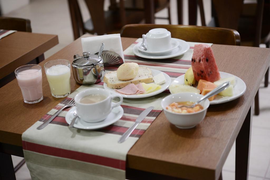 Hotel Dom Rafael Executivo Santa Maria  Kültér fotó